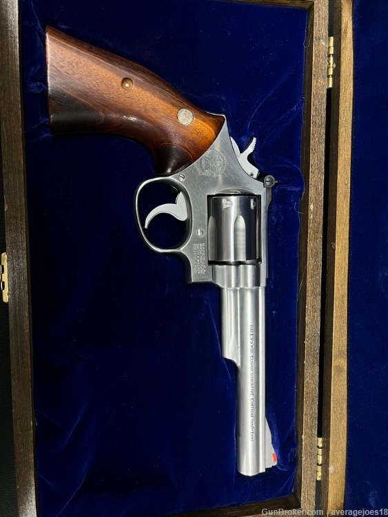 Smith And Wesson Dallas Police Commemorative Edition 1881-1981 .357 Mag-img-0