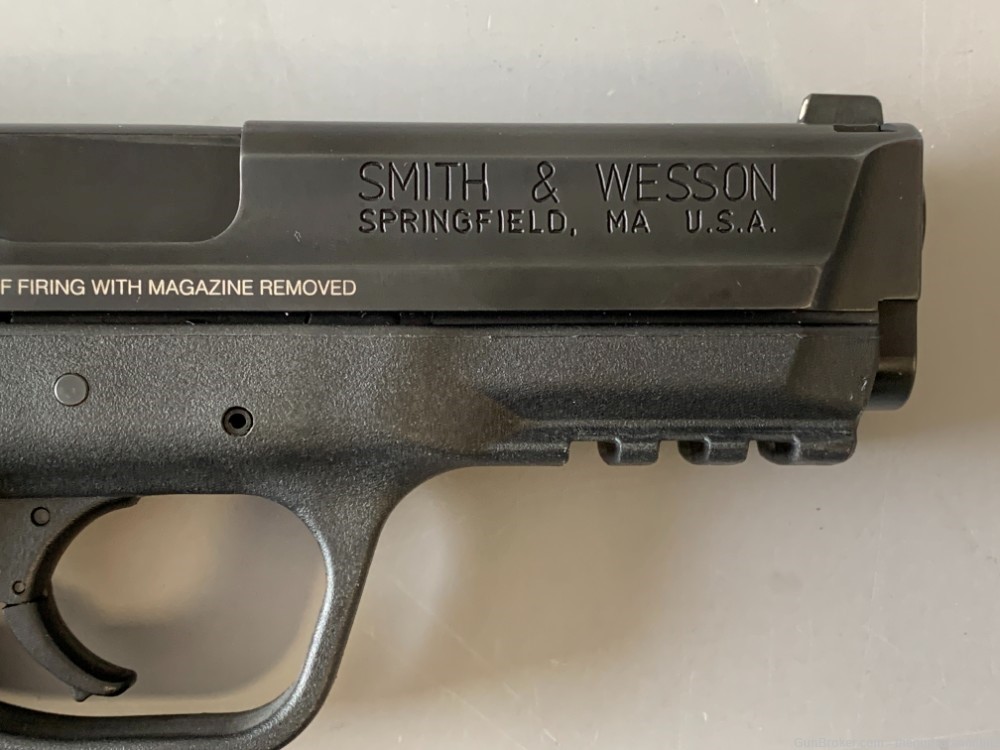 Smith & Wesson M&P 9mm 4.25 Inch 3-17rd 2-22rd-img-10