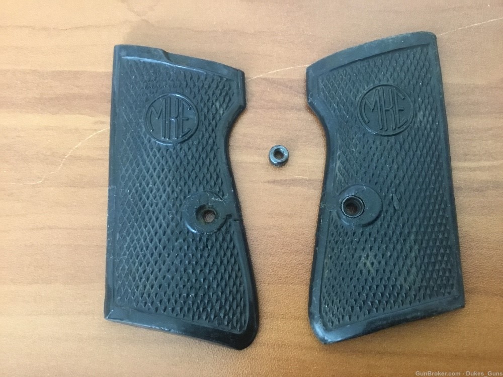 Original set of MKE black handgun grips.    (MKE)-img-0