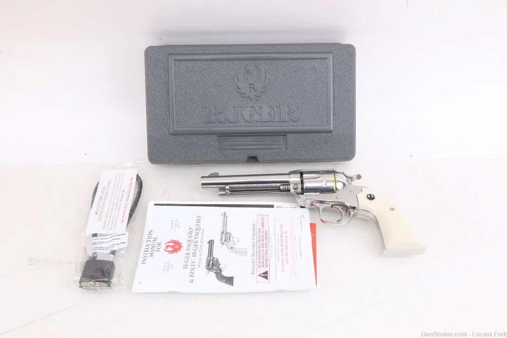 Ruger New Vaquero Bisley 45 Colt 5" Stainless UNFIRED w/ Factory Box 2015 -img-0