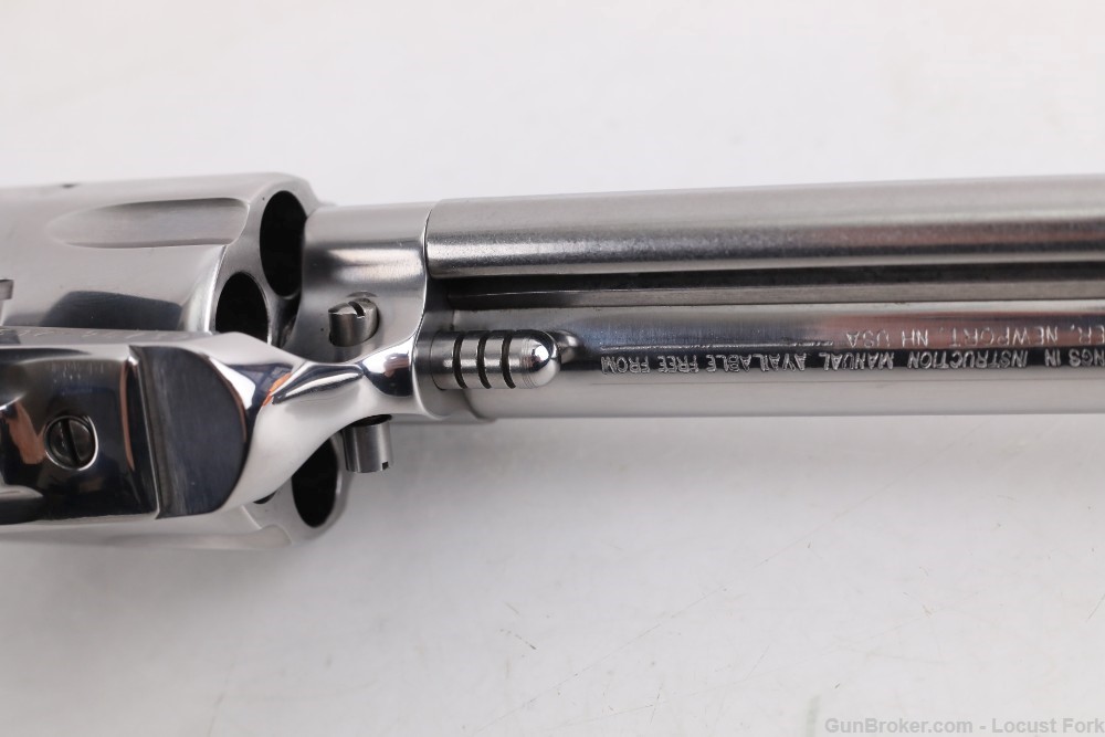 Ruger New Vaquero Bisley 45 Colt 5" Stainless UNFIRED w/ Factory Box 2015 -img-56