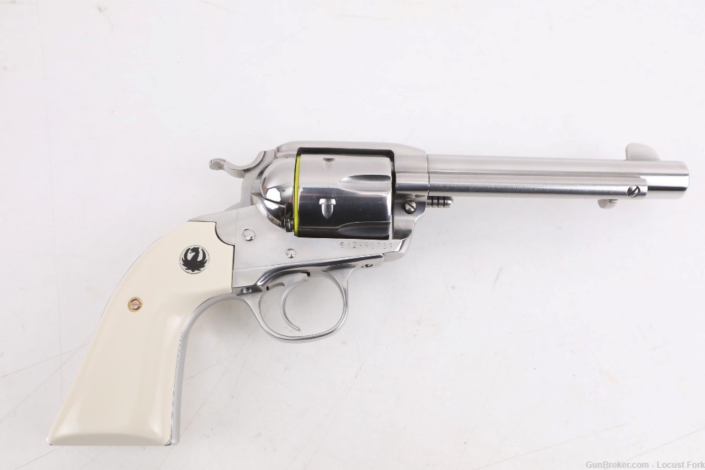 Ruger New Vaquero Bisley 45 Colt 5" Stainless UNFIRED w/ Factory Box 2015 -img-2