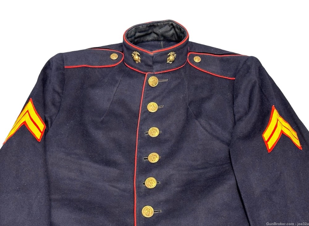 WW2 USMC Marine III Amphibious Corps Uniform NAMED DRESS BLUES tunic WWII -img-2