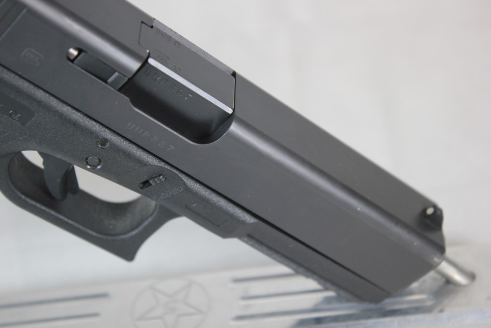 GLOCK 17 Gen 4 3 mags LE trade in Layaway Available NO RESERVE!-img-3