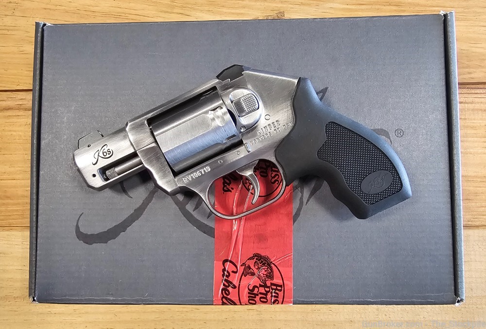 Kimber K6S .357 Magnum Stainless 2.5" Black Rubber SKU 2406969 w/ Box Case -img-0
