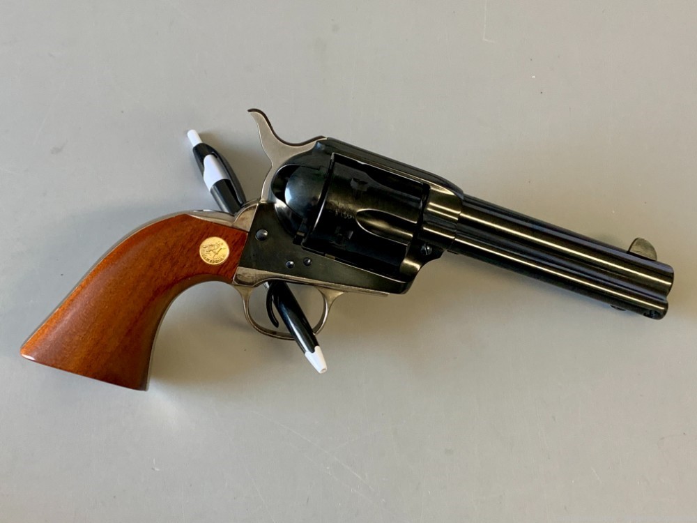 Cimarron A. Uberti Pistoleer 357 Magnum 4.75 Inch NEVER FIRED-img-2