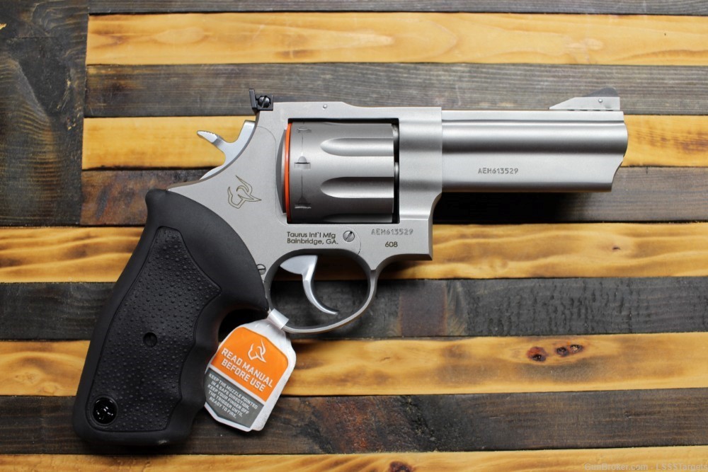 New Taurus 608 357 Magnum 8 Shot 4 inch barrel-img-3