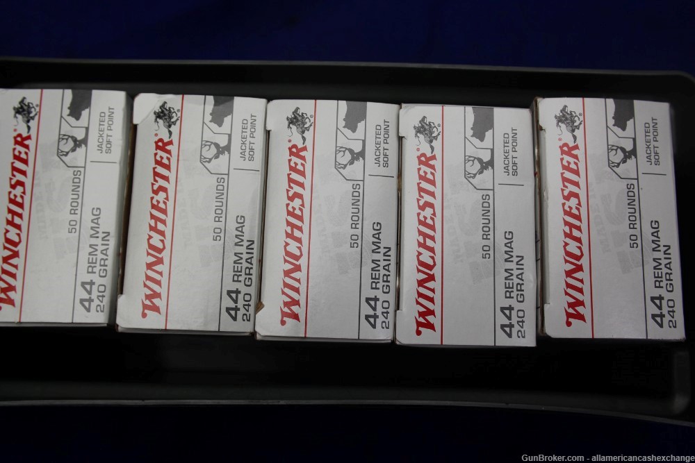 250 Rounds of WINCHESTER Deer & Black Bear Ammo 44 Rem Mag-img-1
