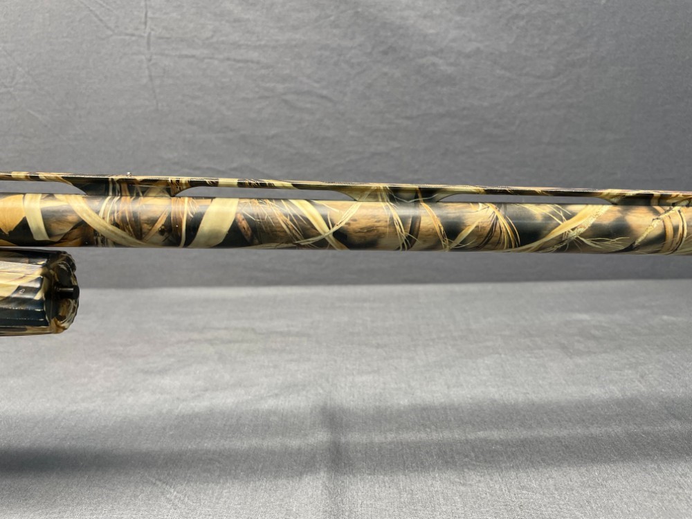 Benelli SBE2 12GA | 26" Barrel | With Box, Factory Chokes & Extras-img-4