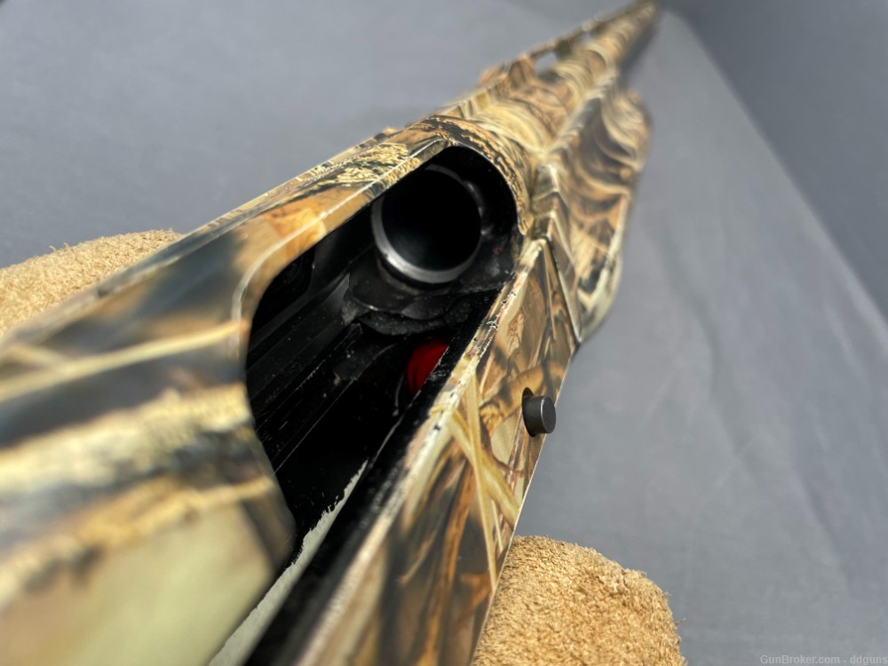 Benelli SBE2 12GA | 26" Barrel | With Box, Factory Chokes & Extras-img-23