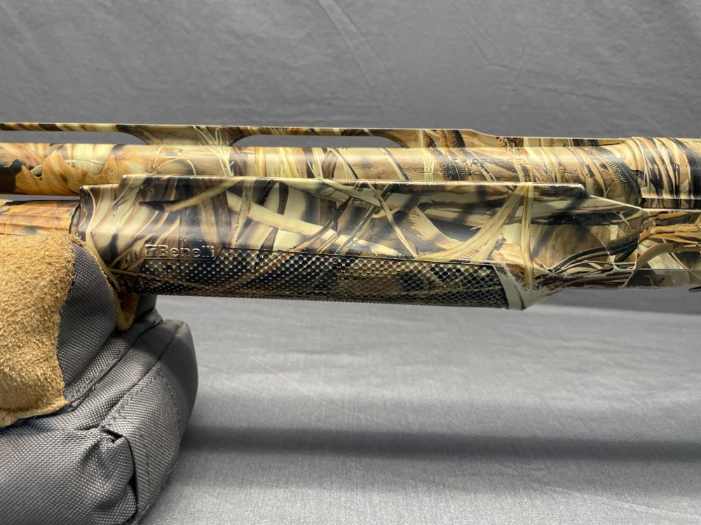 Benelli SBE2 12GA | 26" Barrel | With Box, Factory Chokes & Extras-img-8