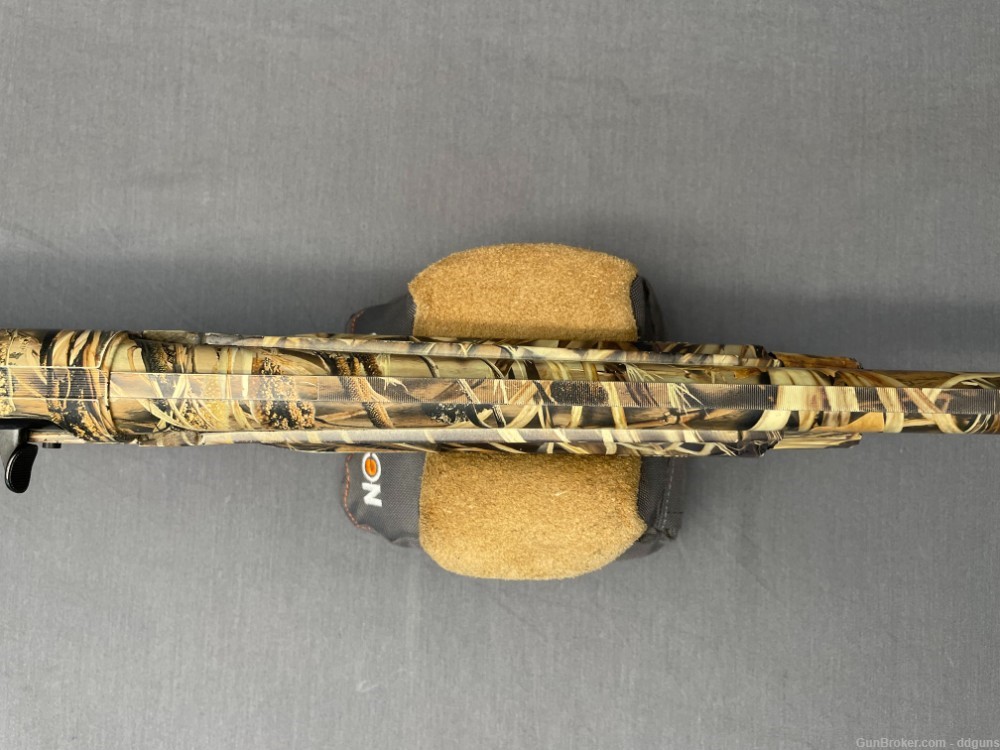 Benelli SBE2 12GA | 26" Barrel | With Box, Factory Chokes & Extras-img-18