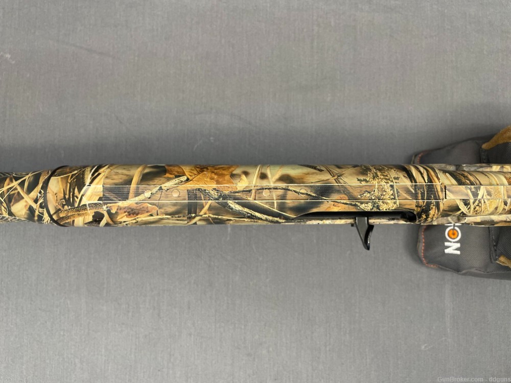 Benelli SBE2 12GA | 26" Barrel | With Box, Factory Chokes & Extras-img-17