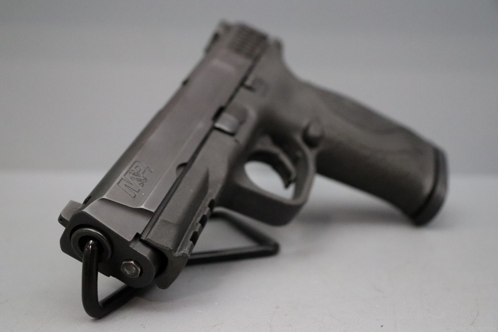 Smith and Wesson M&P9 9mm 4.25"-img-4