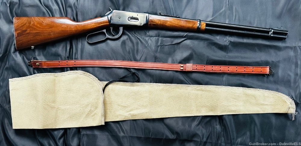 Winchester 1894 94 Lever Action post-64 (Man. 1974). With Sleeve-img-0