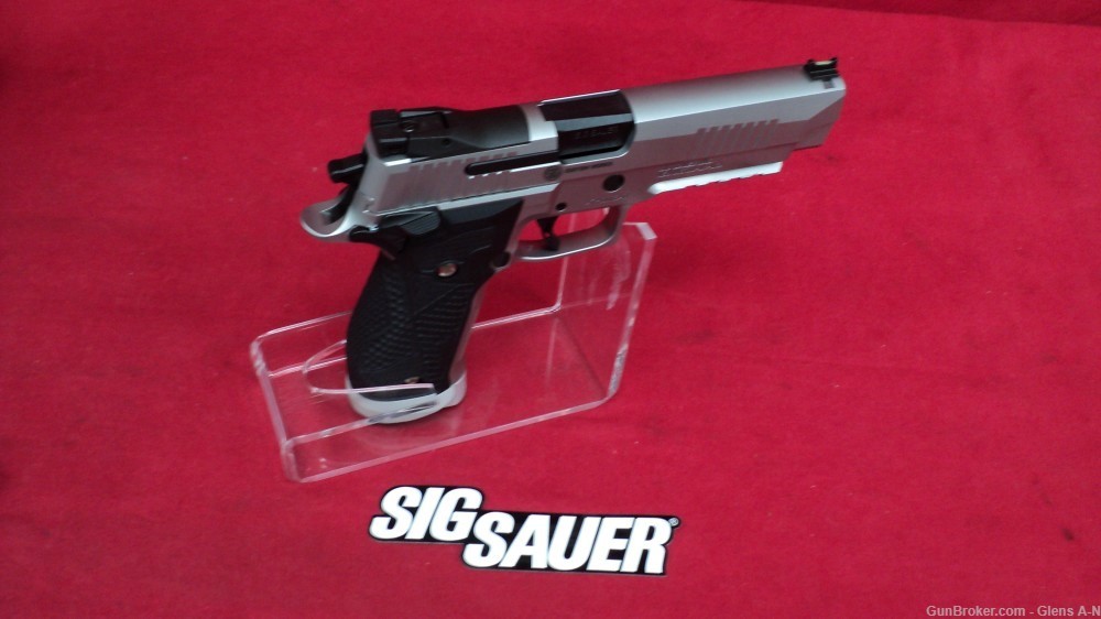 NEW Sig Sauer P226 XFIVE Single Action Semi-Auto 226X5-9-STAS-img-2