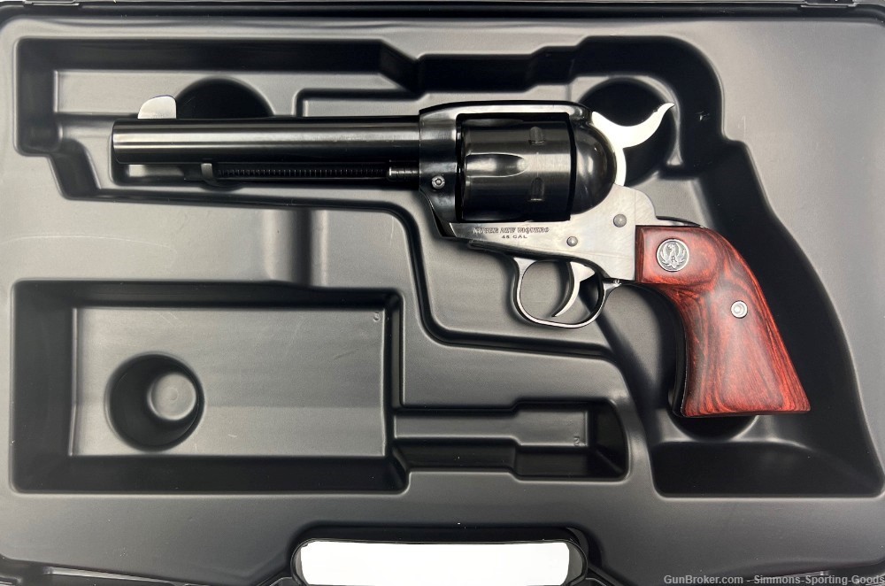 Ruger New Vaquero (5101) 5.50" 45Colt 6Rd Revolver - Blued/Hardwood-img-3