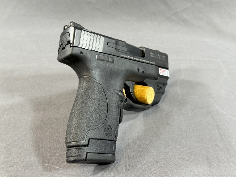 Smith & Wesson M&P9 Shield - 9mm, 4 Magazines, Laser Sight, Hard Case-img-4