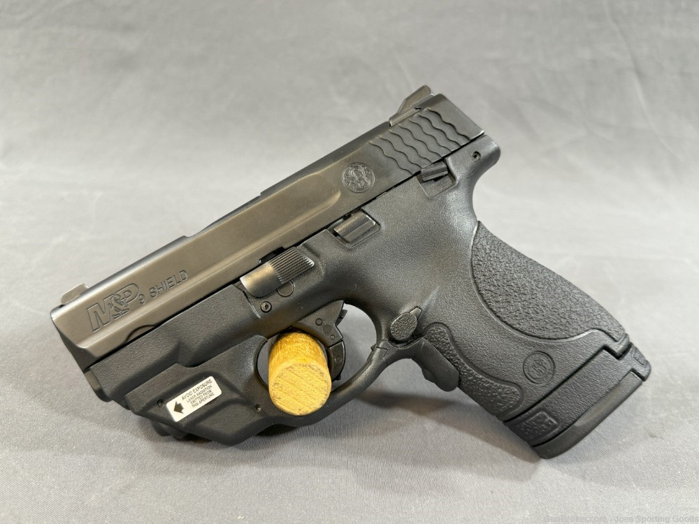 Smith & Wesson M&P9 Shield - 9mm, 4 Magazines, Laser Sight, Hard Case-img-3