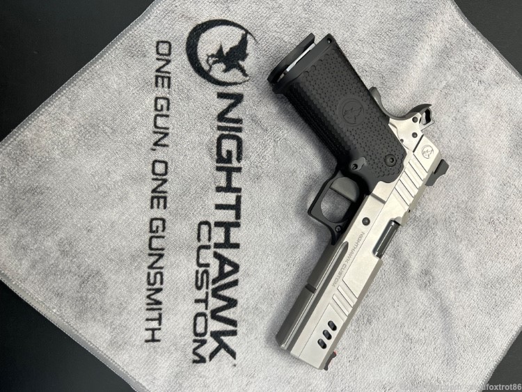NEW Nighthawk BDS Lightening cuts, IOS and Aggressive Stippling 9mm-img-2