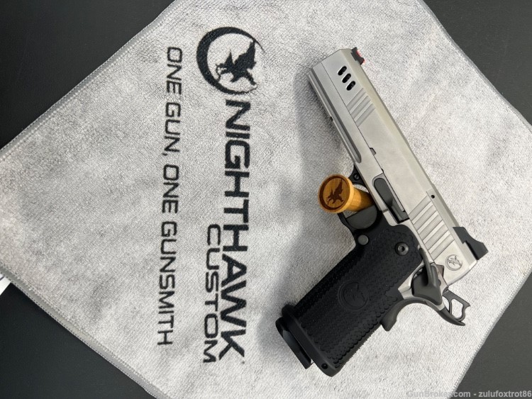 NEW Nighthawk BDS Lightening cuts, IOS and Aggressive Stippling 9mm-img-0