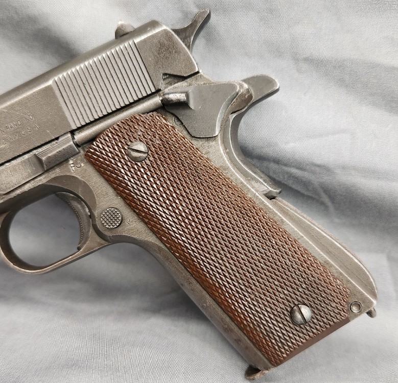 Remington Rand M1911A1 pistol U.S. Army 1944 World War II era-img-19