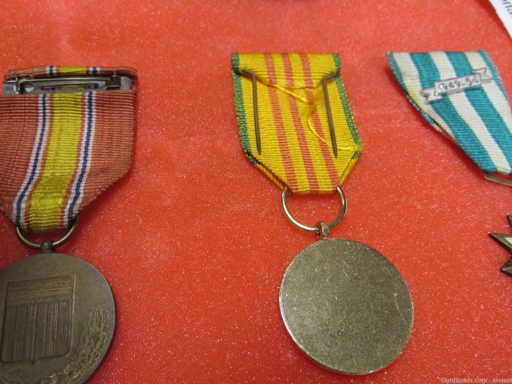 VIETNAM WAR VETERANS GROUPING-SPECIAL FORCES AND MEDALS WITH CASE-img-11