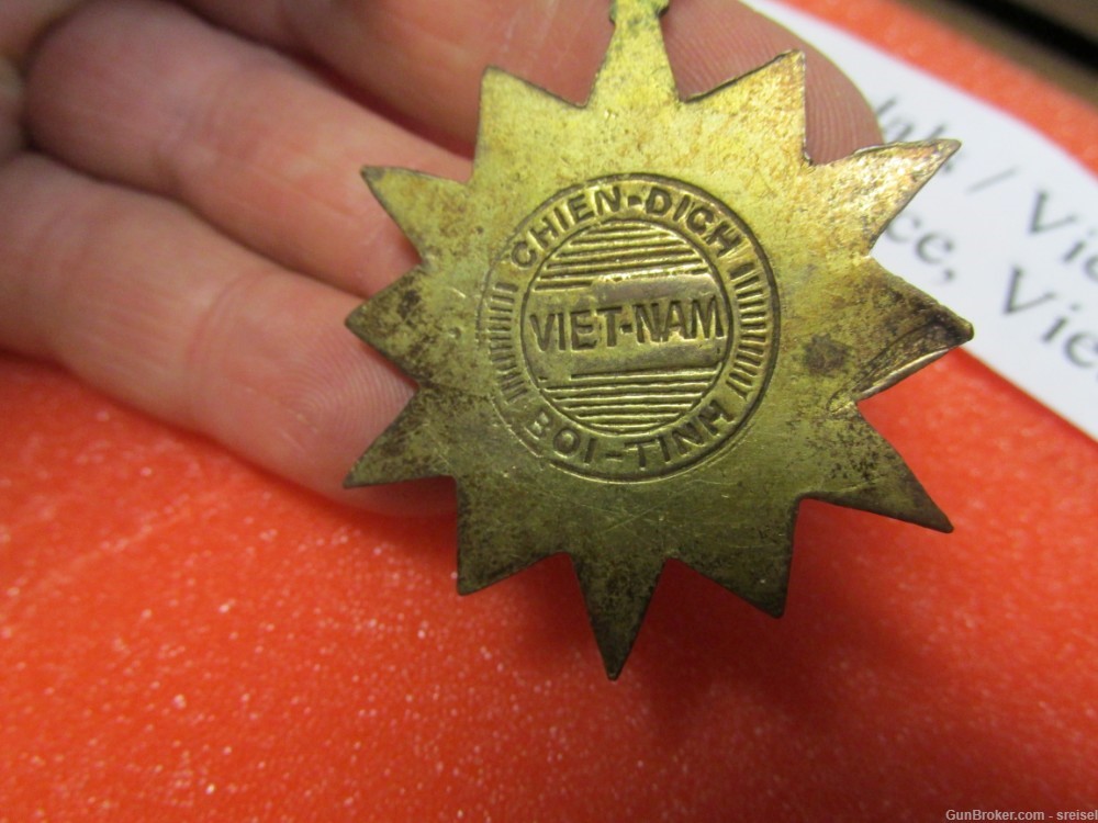 VIETNAM WAR VETERANS GROUPING-SPECIAL FORCES AND MEDALS WITH CASE-img-14