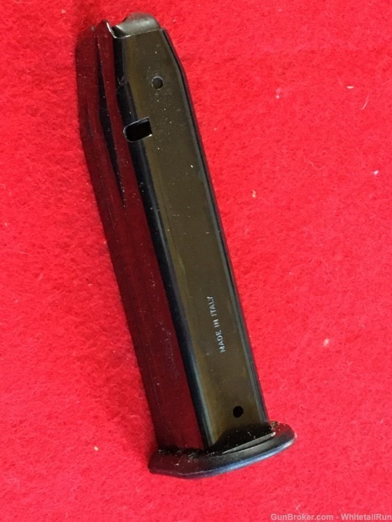 WALTHER FACTORY OEM MODEL P99 9MM 15-RD BLUED MAGAZINE-USED-MADE IN ITALY-img-1