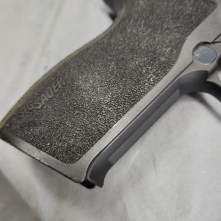 Sig Sauer P220 pistol 45ACP with rail-img-7
