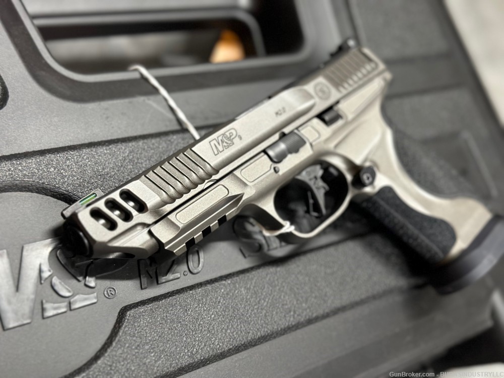Smith & Wesson M&P 9 2.0 Metal Competitor-img-11