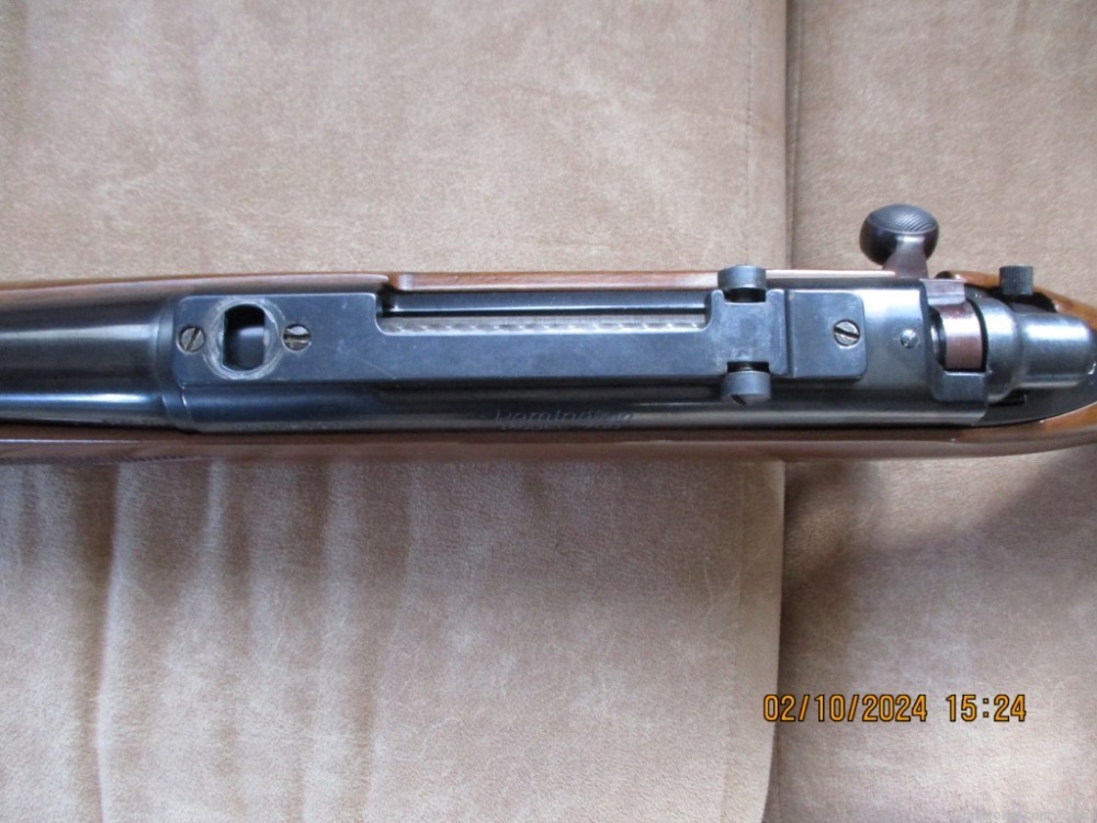 Remington 700 Classic 300 WBY Mag-img-1