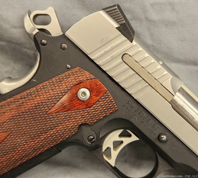 Sig Sauer 1911 Ultra two-tone pistol .45 ACP compact-img-2