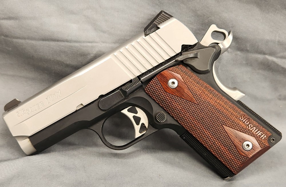 Sig Sauer 1911 Ultra two-tone pistol .45 ACP compact-img-11