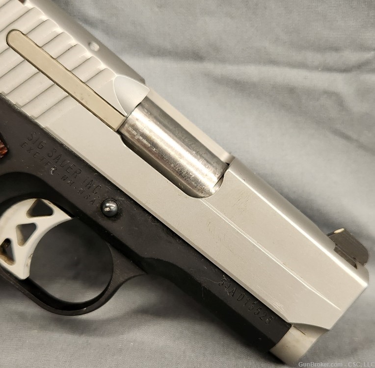 Sig Sauer 1911 Ultra two-tone pistol .45 ACP compact-img-3