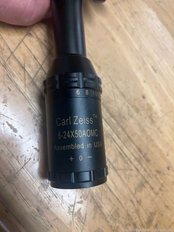 Carl Zeiss 6x24x50 AOMC. New In Box-img-5