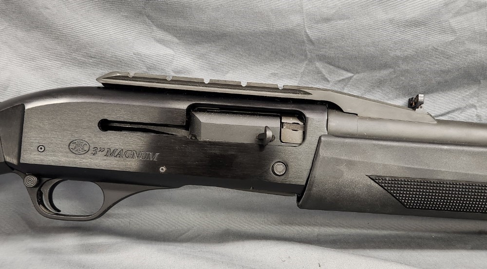 FN SLP shotgun 12 gauge Self Loading Police MKI with sight rail-img-4