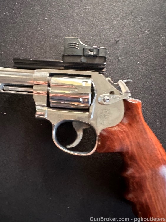 Very Rare! Smith & Wesson Model 647 DA/SA Revolver .17 HMR cal.-img-5