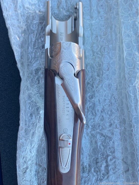 Beretta 686 Silver Pigeon S, 12 gauge, 28" barrels, in "like new" condition-img-6