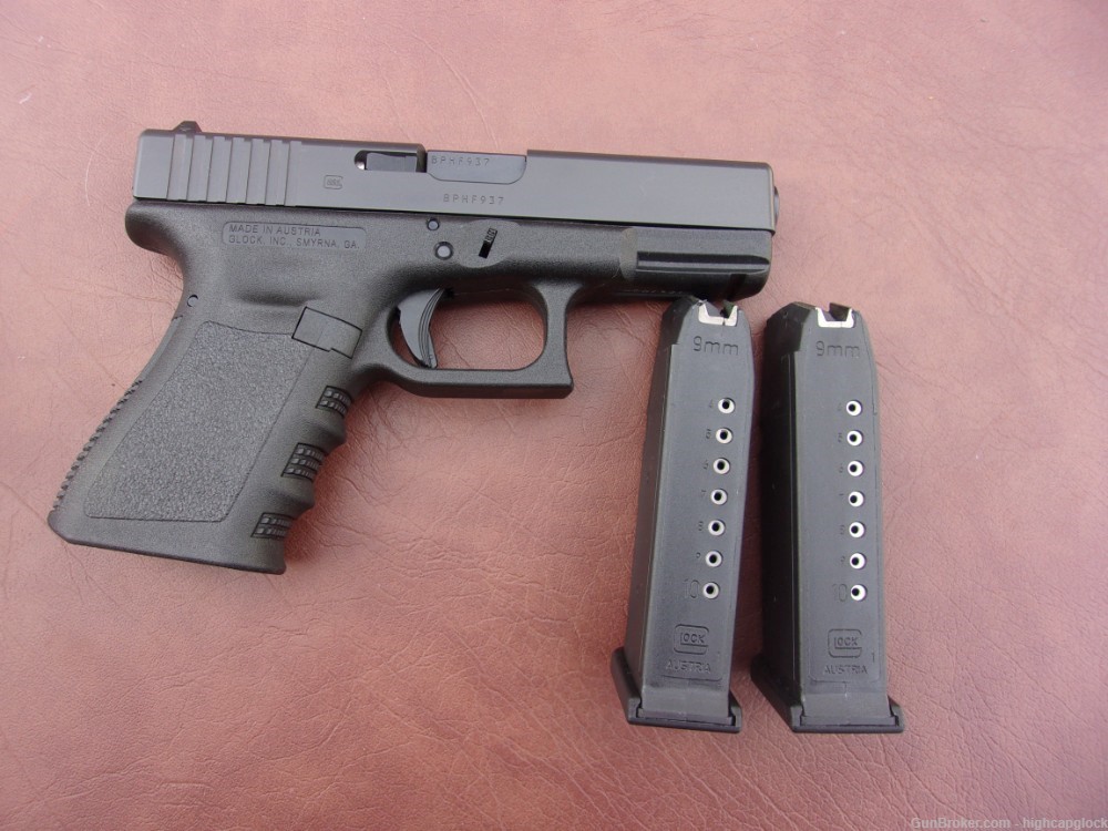 Glock 19 9mm 4" Semi Auto Pistol 99.9% G19 SUPER CLEAN w/ Box $1START-img-2