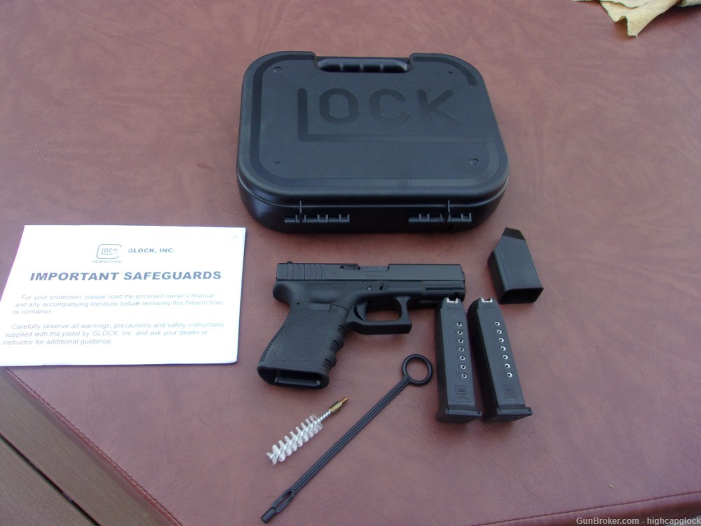 Glock 19 9mm 4" Semi Auto Pistol 99.9% G19 SUPER CLEAN w/ Box $1START-img-1