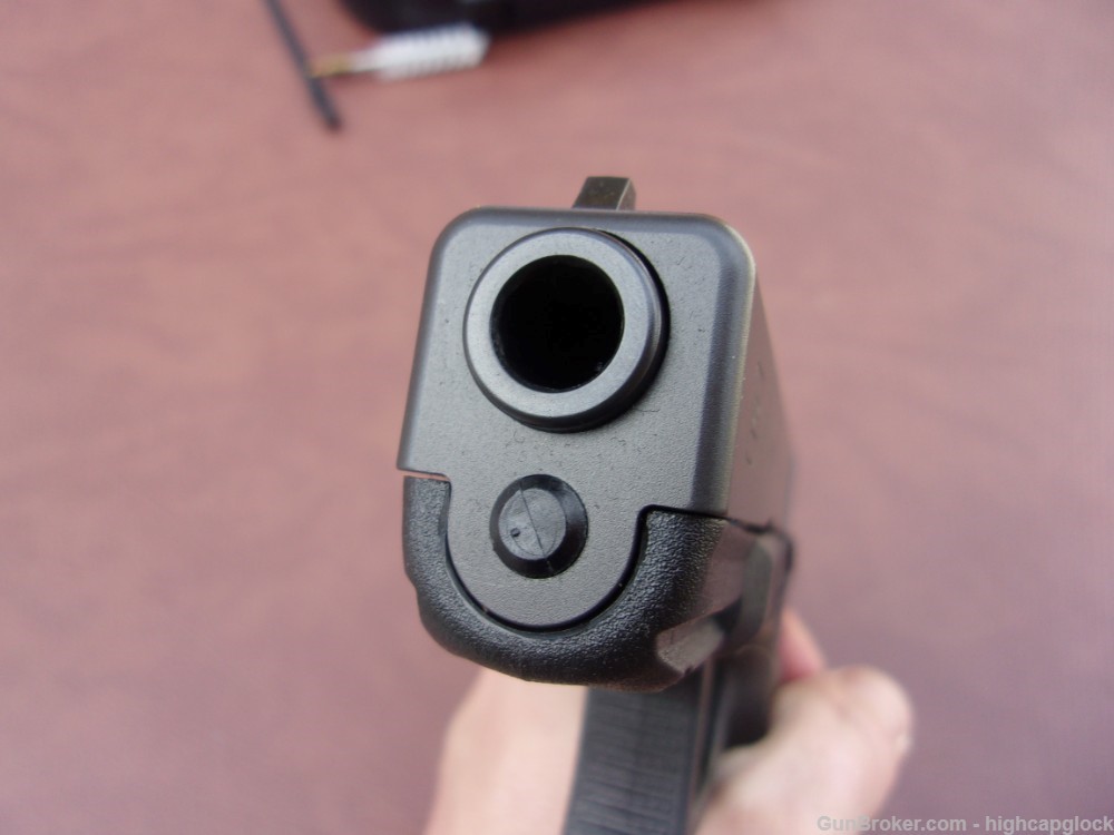 Glock 19 9mm 4" Semi Auto Pistol 99.9% G19 SUPER CLEAN w/ Box $1START-img-16