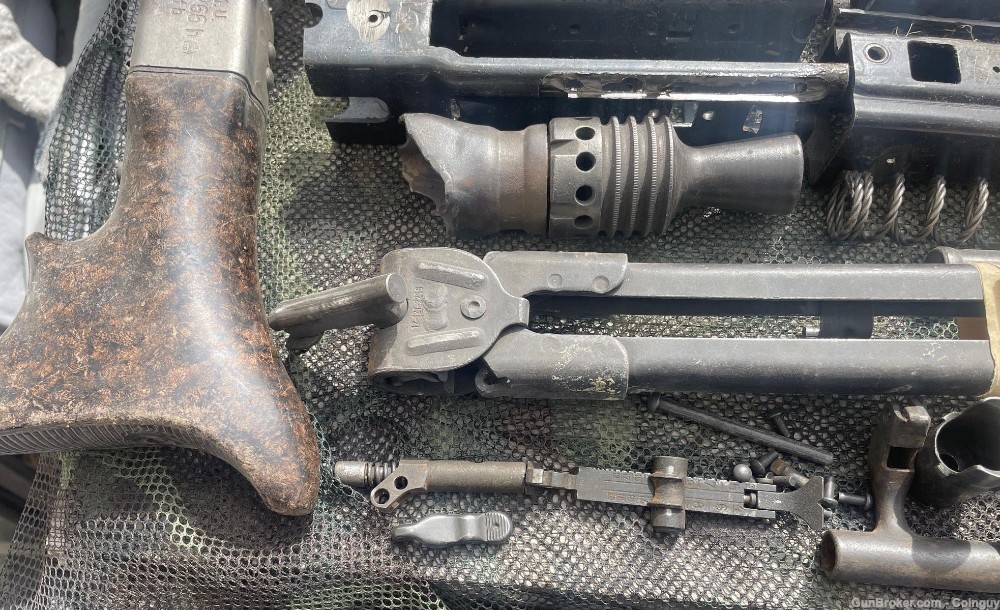 MG42 M53 Parts Kit W/Extra Pieces, Some Saw Cut, Some Torch 8mm Live Barrel-img-15