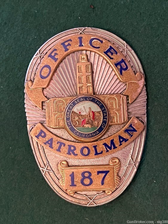 1950 BADGE OFFICER PATROLMAN FOR LOS ANGELES CALIFORNIA, BLACKINTON CO.-img-0