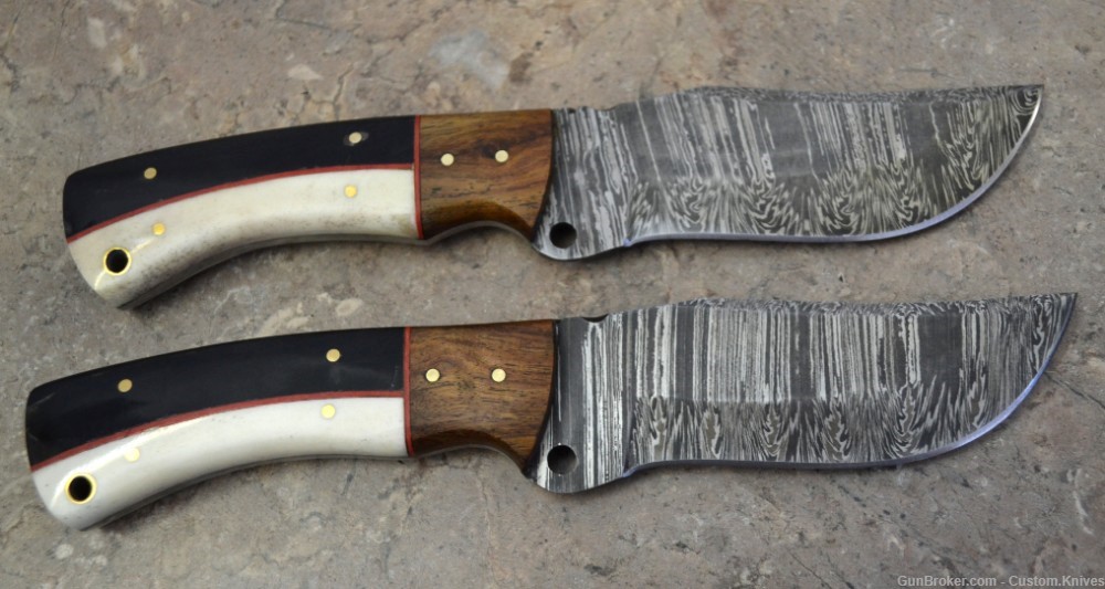 Custom Made Damascus Steel Set of 2 Hunting Knives with Mix Handle(LT-851)-img-3