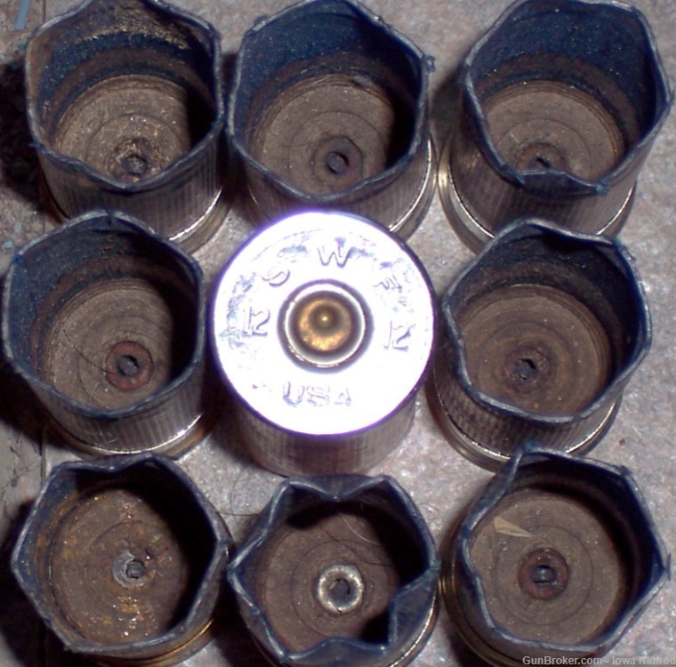 S&W 12-2¾” Gauge Shotgun Shotshell Plastic Hulls 9 Pieces Vintage-img-0