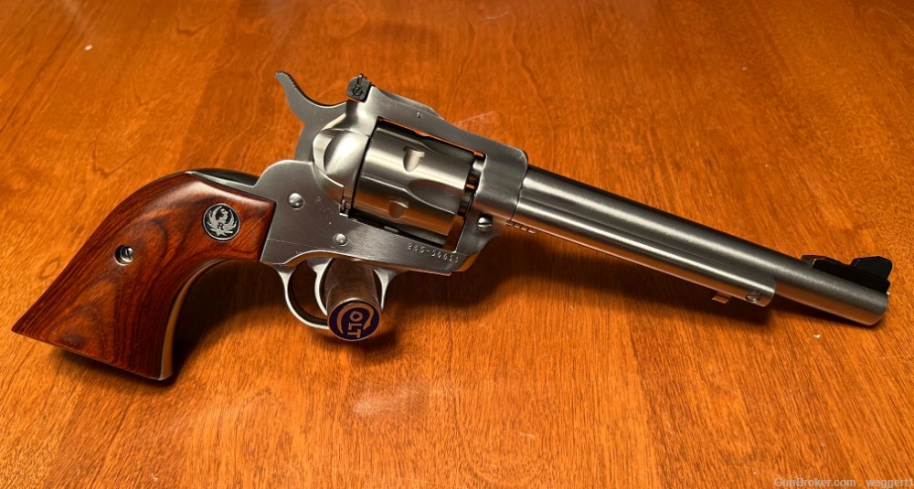 Ruger New Model Single Six Convertible Stainless .22LR/.22Mag Revolver -img-9