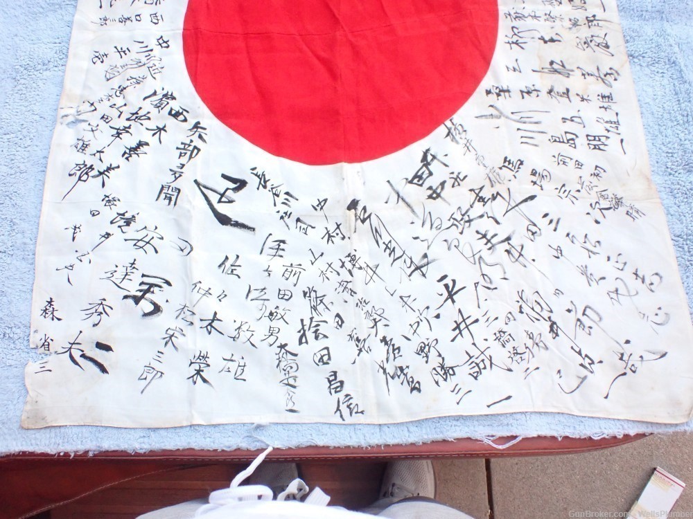 WWII IMPERIAL JAPANESE HINOMARU MEATBALL FLAG W/ SIGNED KANJI CHARACTERS-img-13