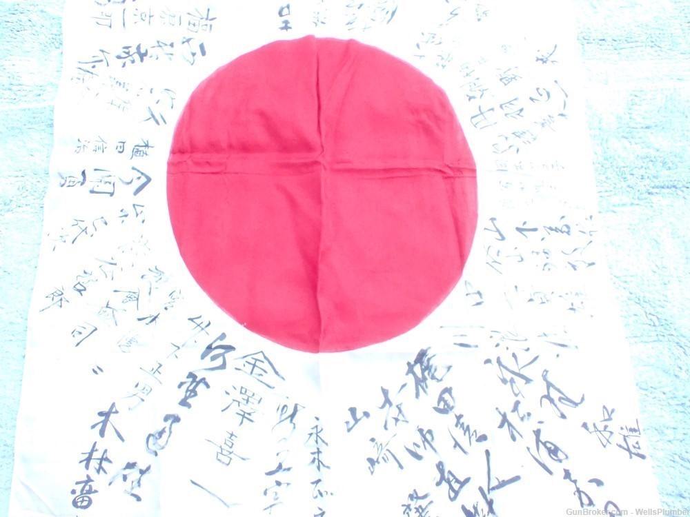 JAPANESE WWII HINOMARU MEATBALL FLAG W/ SIGNED KANJI CHARACTERS (VERY NICE)-img-11