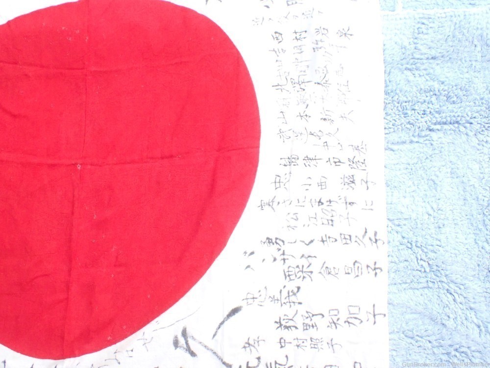 WWII JAPANESE HINOMARU MEATBALL FLAG W/ SIGNED KANJI CHARACTERS (VERY NICE)-img-7